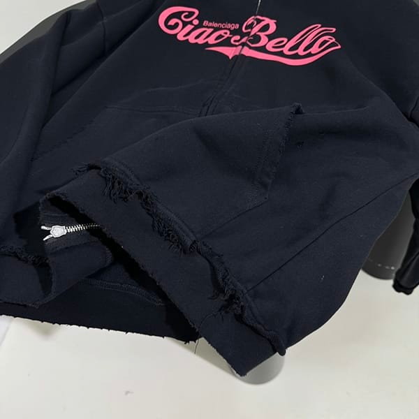 高品質バレンシアガ フィットラージ プルオーバー パーカー コピー bag54523